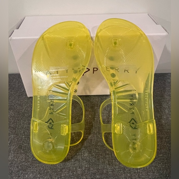KATY PERRY yellow jelly studded sandals/ size 6 - Picture 11 of 15